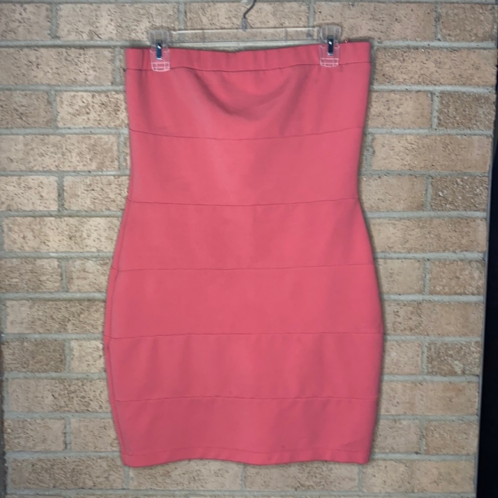 Bodycon sleeveless dress